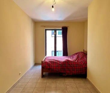 Ruim appartement met zonnig terras in het centrum van Ieper - Foto 3