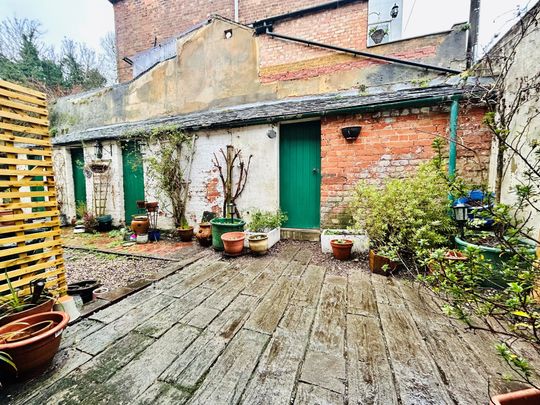 Poplar Row, Derby, Darley Abbey - Photo 1