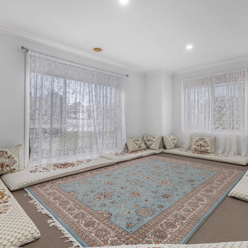 Easy Family Living - Photo 1