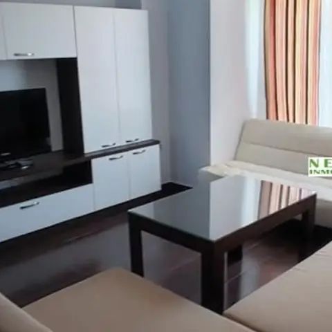 Apartamento en alquiler en Casco Antiguo - Photo 1
