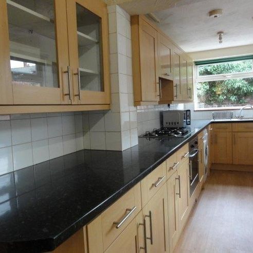 4 bedroom house share to rent - Photo 1
