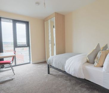 3 bed Apartment 44 Ecco - Photo 3