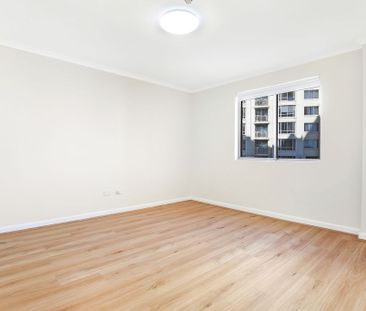 Tastefully Renovated, Sun-Kissed And Expansive, Executive Style Two... - Photo 3