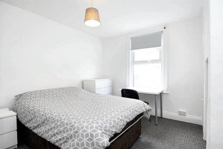 4 bedroom house to rent - Photo 3