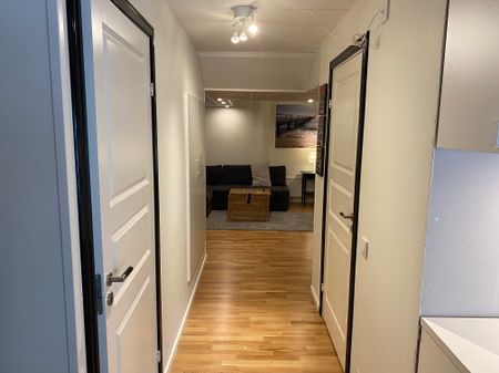 Körsångarvägen, Skogås - Foto 2