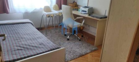 Apartament 4 camere, Intre Lacuri - Photo 2