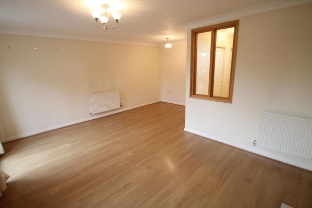 4 bedroom house to rent - Photo 1