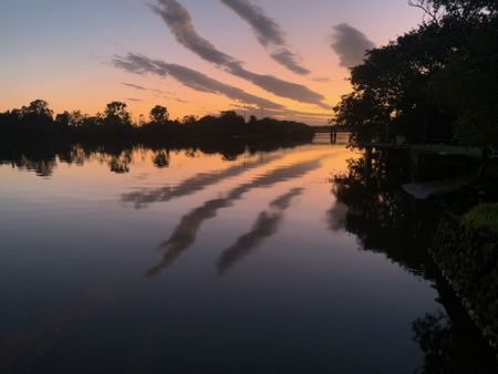 Freshly renovated, riverside living at its finest - Photo 2