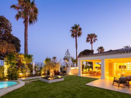 5 bedroom luxury Villa for rent in Lomas de Marbella club, Marbella, Malaga, Andalusia - Photo 5