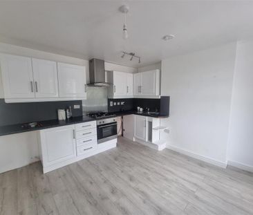 1 bedroom property to rent - Photo 4