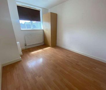 Wellington Street, Luton, LU1 - Photo 3