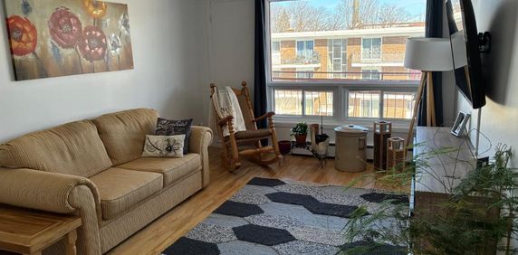 4 1/2 Ste-Foy près des ponts disponible le 1e juillet - Photo 2