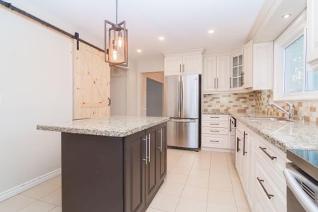 For Lease - 1805 Pattinson Crescent, Mississauga, Ontario - Photo 4