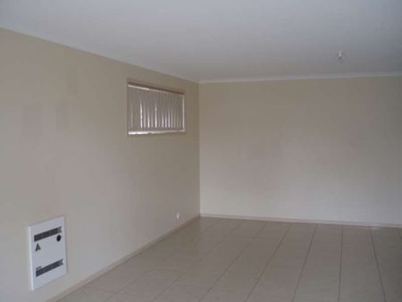 20/16 Litchfield Place, Gilmore ACT 2905 - Townhouse For Rent | Domain - Photo 4