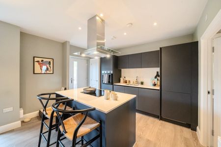 4 bedroom town house to rent - Photo 2