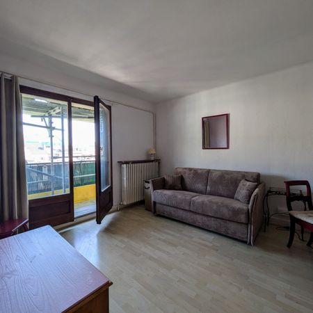 CENTRE VILLE DERNIER ETAGE - Photo 3