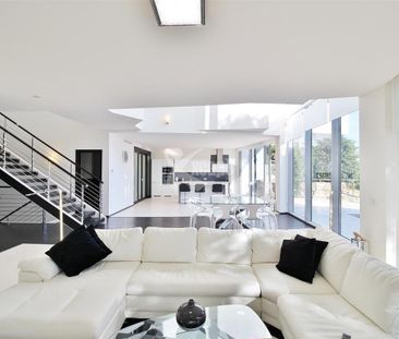 Townhouse for rent in Golden Mile, Marbella, Málaga, Costa del Sol - Photo 5