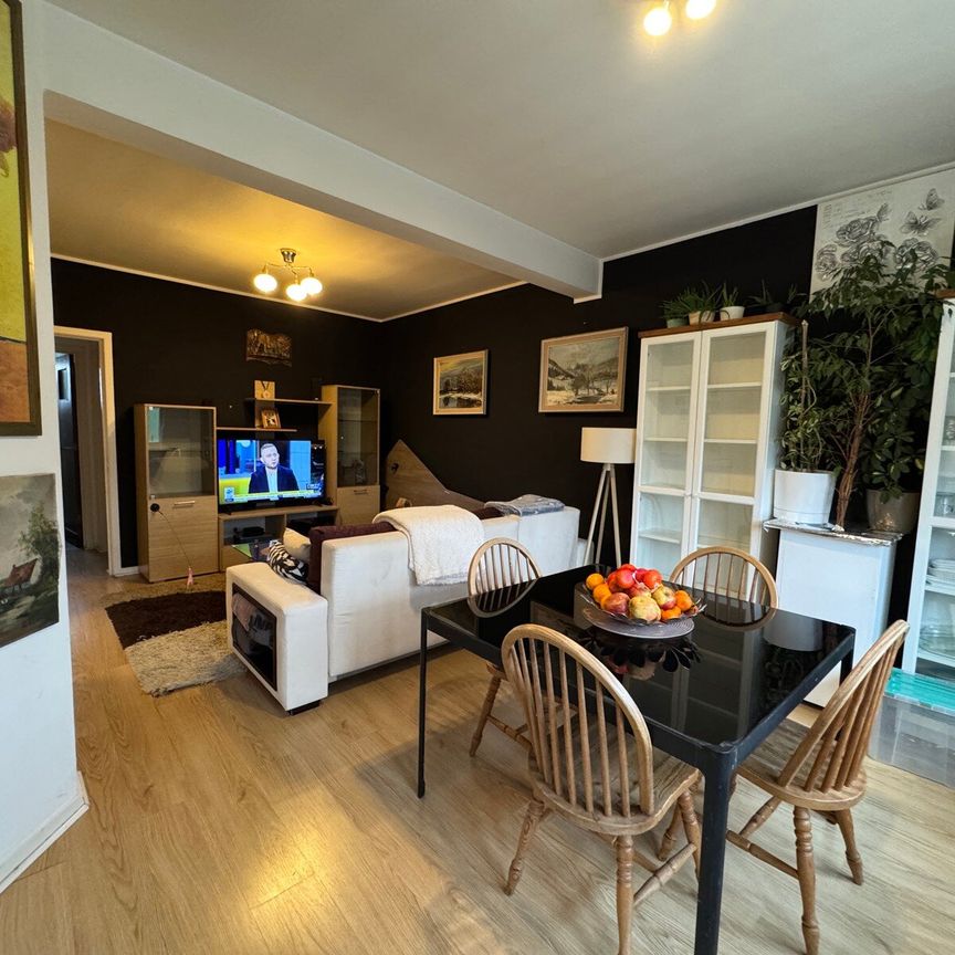 Appartement te huur in Beersel - Photo 1