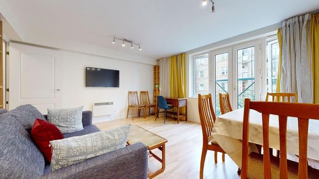 2 bedroom flat to rent - Photo 1