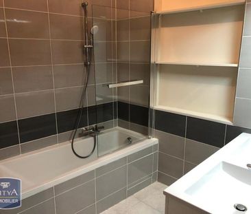 Location Appartement 3 pièces 78m² TOULON 83000 - Photo 6