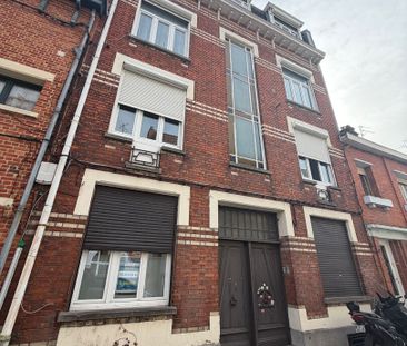 À LOUER – T3 de 70 m² , Rue Michel Ange – LILLE-SUD réf 5865-1 - Photo 4
