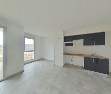 Location Appartement 3 pièces 62m² BRUGUIERES 31150 - Photo 4