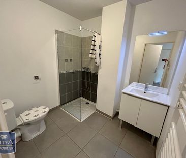 Location Appartement 2 pièces 40m² TOULON 83100 - Photo 4