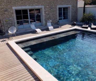 LUBERON - ISLE SUR LA SORGUE: Très beau et grand Mas au calme avec ... - Photo 6