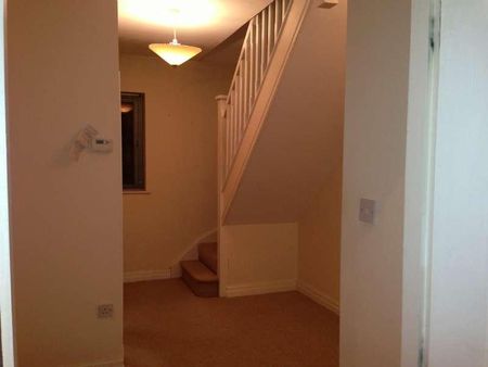 Holly House Fletcher Street Little Lever Bolton, BL3 - Photo 4