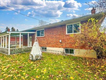 For Lease - 10 Vesper Court Unit# Main, Toronto, Ontario - Photo 4