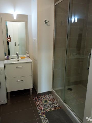 Dans résidence récente et sécurisée, un appartement de type F3, comprenant - Photo 4