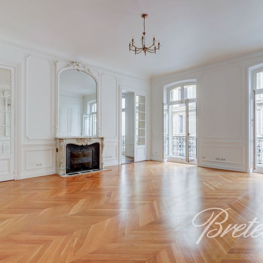 Tout savoir sur cet appartement dans le quartier Hoche-Friedland, à Paris 8ème - Photo 1