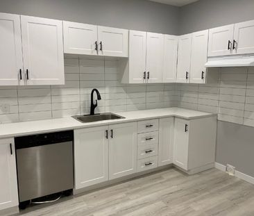 239 Percy Street - B - Photo 1