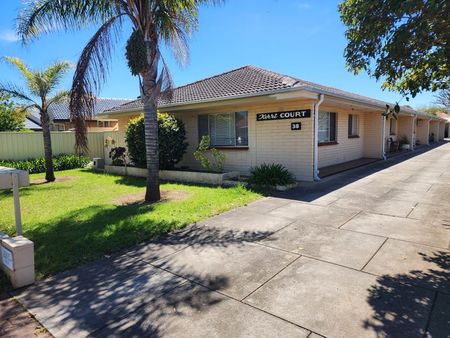 Gorgeous, two-bedroom unit available now! ALL enquiries via email only please! - Photo 2