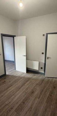 Crowborough Hill, Crowborough, TN6 - Photo 1