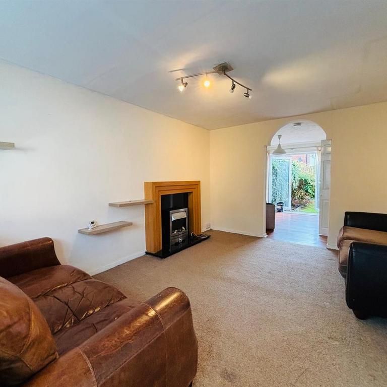 3 bedroom townhouse to rent - Photo 1