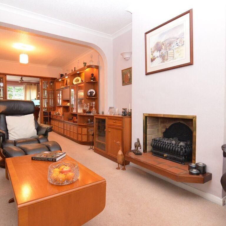 3 bedroom semi-detached house to rent - Photo 1