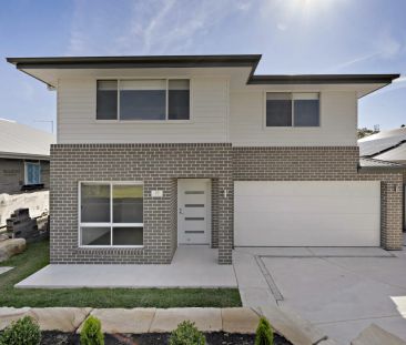 4 Bedroom Home - Photo 6