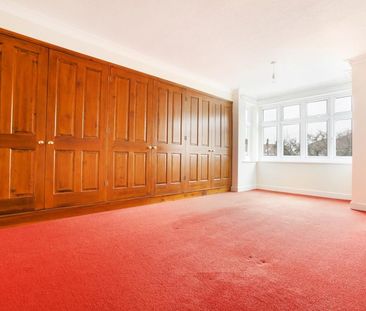 3 Bed House - Photo 6