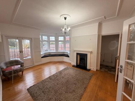 4 bedroom terraced house to rent - Photo 2