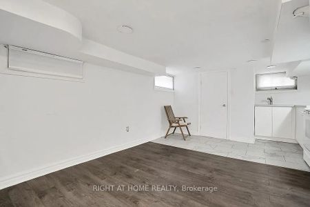 For Lease - 210 Mary Street Unit# Bsmt, Oshawa, Ontario - Photo 5