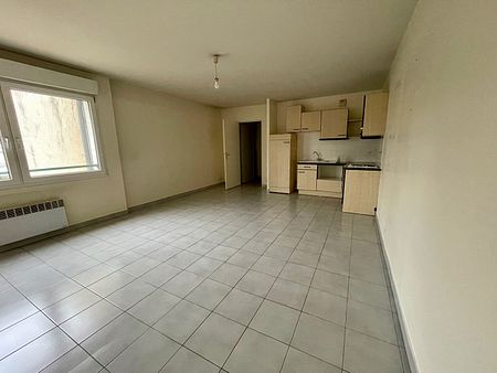 Location appartement 1 pièce, 34.00m², Gif-sur-Yvette - Photo 3