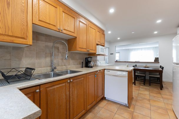 920 56e Avenue - Photo 1