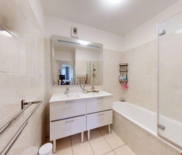 Location Appartement 5 pièces 84m² VILLEURBANNE 69100 - Photo 6