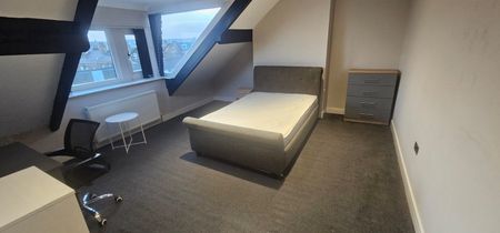 6 Bed - 4 Rosemont Road, Leeds - LS13 3PP - Student/Professional - Photo 2