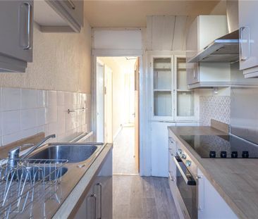 4 bedroom terraced house to rent - Photo 5