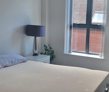 2 bedroom apartment to rent - Photo 4