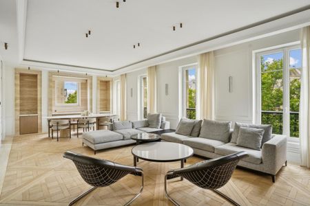 Appartement d'exception au cœur du Triangle d'Or - Champs-Élysée - Photo 2