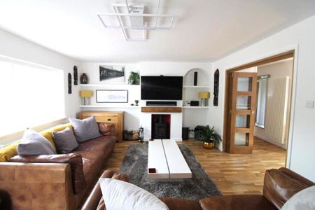 2 bedroom bungalow to rent - Photo 2