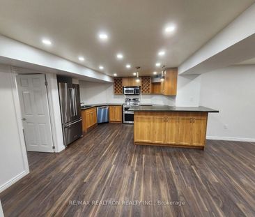 For Lease - 69 Gatcombe Circle Unit# Basement, Richmond Hill, Ontario - Photo 2